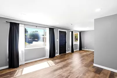 1387 N 350 W, Sunset, UT 84015 - Photo 3