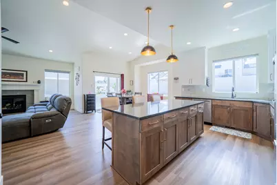 7254 S Sophia Ridge Ct W, West Jordan, UT 84081 - Photo 7