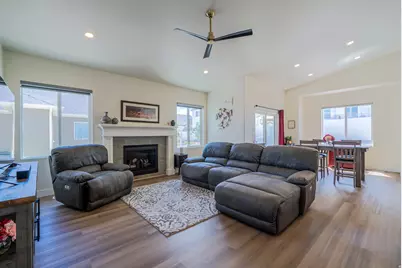 7254 S Sophia Ridge Ct W, West Jordan, UT 84081 - Photo 3