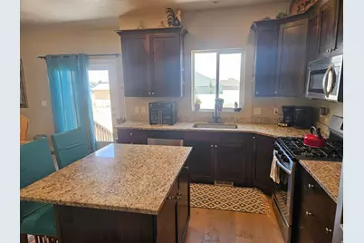 827 E Sunset View Rd, Grantsville, UT 84029 - Photo 5