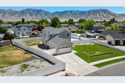5718 Lanyard Ln, Stansbury Park, UT 84074 - Photo 27