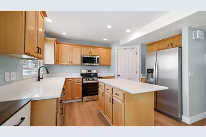 5718 Lanyard Ln, Stansbury Park, UT 84074 - Photo 5