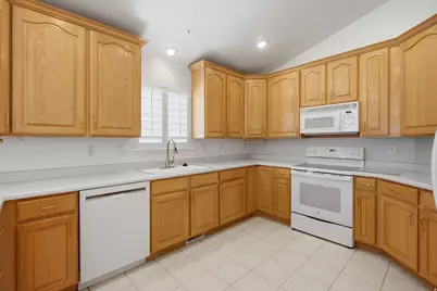481 W 40 N, Orem, UT 84057 - Photo 17
