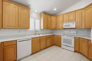 481 W 40 N, Orem, UT 84057 - Photo 17