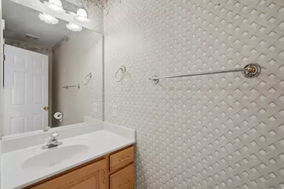 481 W 40 N, Orem, UT 84057 - Photo 29