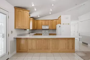 481 W 40 N, Orem, UT 84057 - Photo 15
