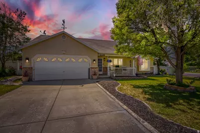 3224 S Hinton Ct, West Valley, UT 84128 - Photo 1
