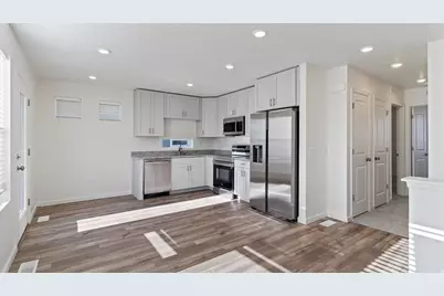 15 N Jordan River Way, Saratoga Springs, UT 84045 - Photo 7