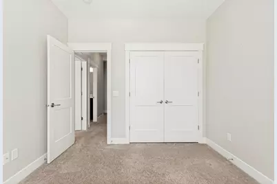 10422 S Beetdigger Blvd, Sandy, UT 84070 - Photo 19