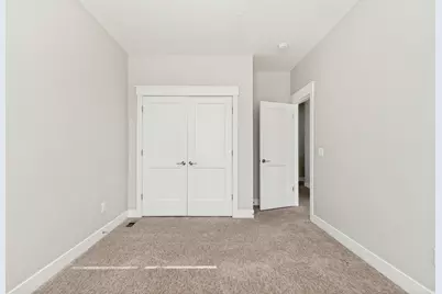 10422 S Beetdigger Blvd, Sandy, UT 84070 - Photo 21