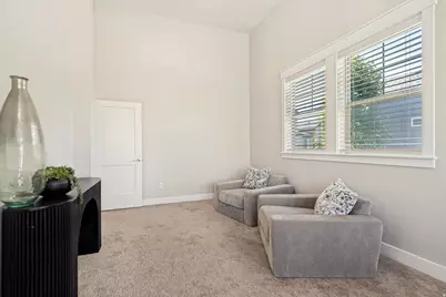 10422 S Beetdigger Blvd, Sandy, UT 84070 - Photo 13