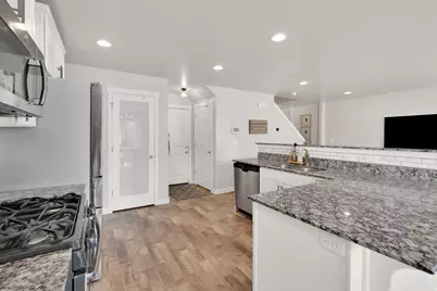 10854 S Harvest Point Dr W, South Jordan, UT 84009 - Photo 9