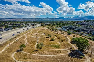 10854 S Harvest Point Dr W, South Jordan, UT 84009 - Photo 41