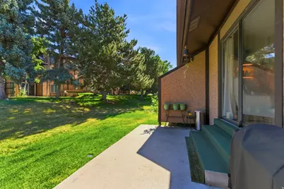 1821 E 5650 S, South Ogden, UT 84403 - Photo 33