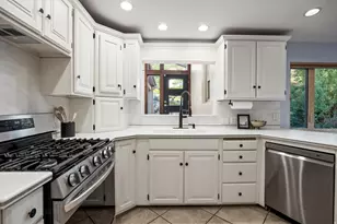 4868 S Wallace Ln, Salt Lake City, UT 84117 - Photo 13