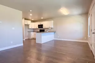 1848 E American Way, Eagle Mountain, UT 84005 - Photo 31