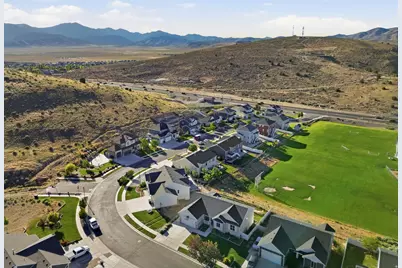 2607 E White Birch Dr, Eagle Mountain, UT 84005 - Photo 59
