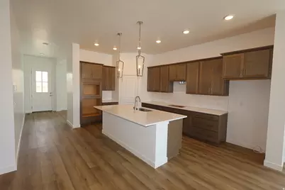 7164 W Hikers Pass Dr, West Jordan, UT 84081 - Photo 3
