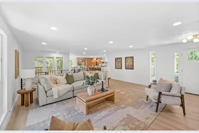2096 E Linden Cir S, Holladay, UT 84121 - Photo 3