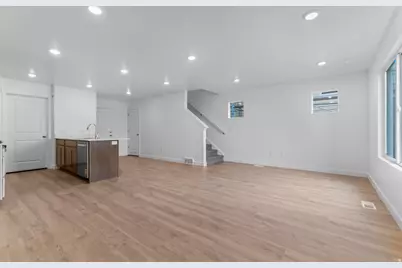 4375 N 325 E #1392, Lehi, UT 84048 - Photo 3
