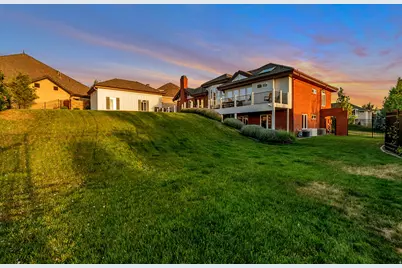 1007 E Eaglewood Dr, North Salt Lake, UT 84054 - Photo 55