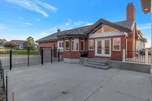 1007 E Eaglewood Dr, North Salt Lake, UT 84054 - Photo 45