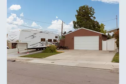8252 S Wood St, Midvale, UT 84047 - Photo 35