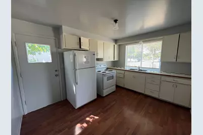 1131 W Arapahoe Ave, Salt Lake City, UT 84104 - Photo 11