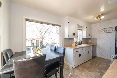 5243 S 2200 W, Roy, UT 84067 - Photo 15