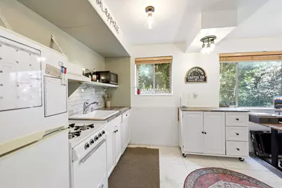 2220 E Murray Holladay Rd S #152, Holladay, UT 84117 - Photo 9
