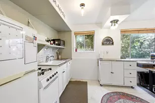 2220 E Murray Holladay Rd S, Holladay, UT 84117 - Photo 9