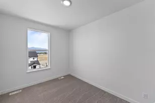12684 S Glacier Ln, Herriman, UT 84096 - Photo 9