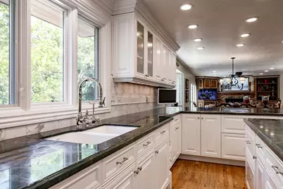 3450 E Hidden Oak Dr, Salt Lake City, UT 84121 - Photo 15
