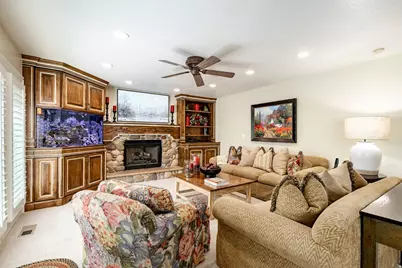 3450 E Hidden Oak Dr, Cottonwood Heights, UT 84121 - Photo 21