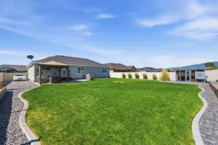 1197 E Raven Way, Eagle Mountain, UT 84005 - Photo 33