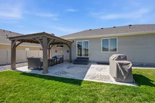 1197 E Raven Way, Eagle Mountain, UT 84005 - Photo 5