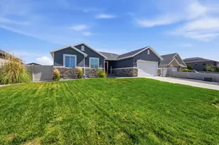 1197 E Raven Way, Eagle Mountain, UT 84005 - Photo 41