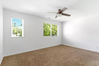 1253 W Carston Ct, Farmington, UT 84025 - Photo 21