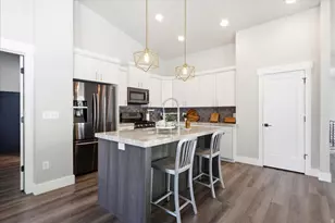 7062 S 300 E, Midvale, UT 84047 - Photo 9