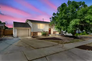 1124 E Webster Dr, Sandy, UT 84094 - Photo 1