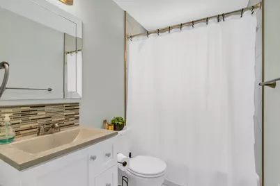 1124 E Webster Dr, Sandy, UT 84094 - Photo 13