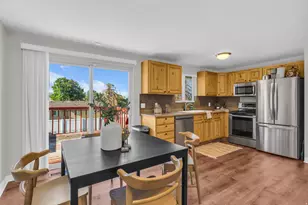 1124 E Webster Dr, Sandy, UT 84094 - Photo 5