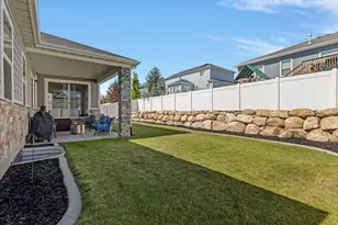 8136 S 6430 W, West Jordan, UT 84081 - Photo 7