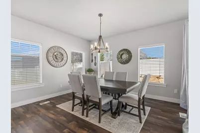 8136 S 6430 W, West Jordan, UT 84081 - Photo 11