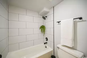 247 S 700 E, Salt Lake City, UT 84102 - Photo 17