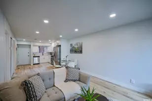 247 S 700 E, Salt Lake City, UT 84102 - Photo 9
