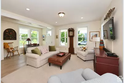 10693 S Wistful Way, South Jordan, UT 84009 - Photo 13
