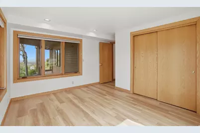 2352 S Lakeline Dr, Salt Lake City, UT 84109 - Photo 53