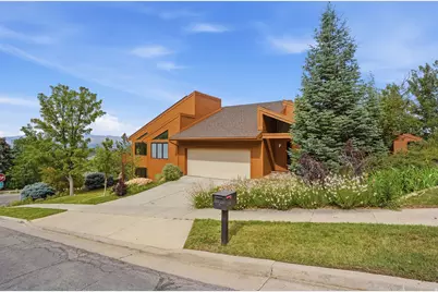 2352 S Lakeline Dr, Salt Lake City, UT 84109 - Photo 3