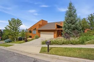 2352 S Lakeline Dr, Salt Lake City, UT 84109 - Photo 3